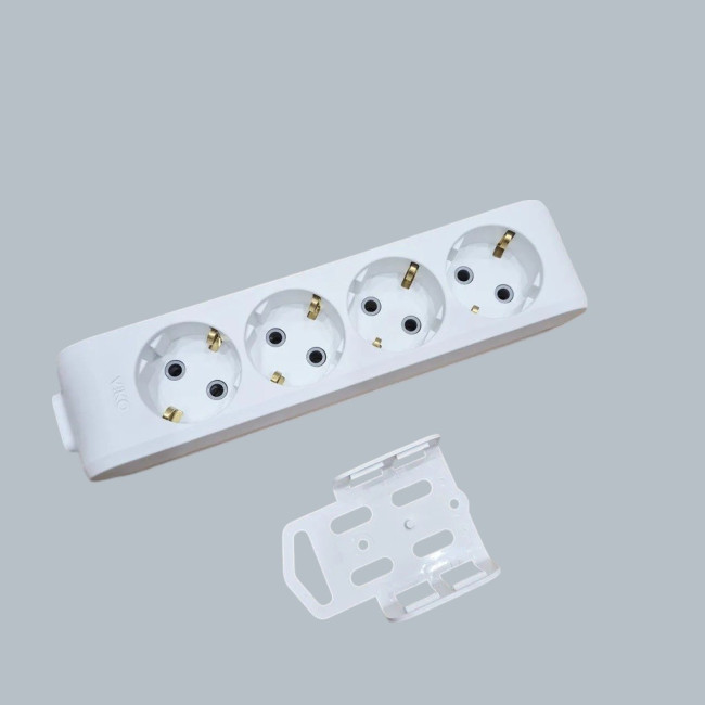 Колодка 4 гнезда с з/к ViKo Multi- let