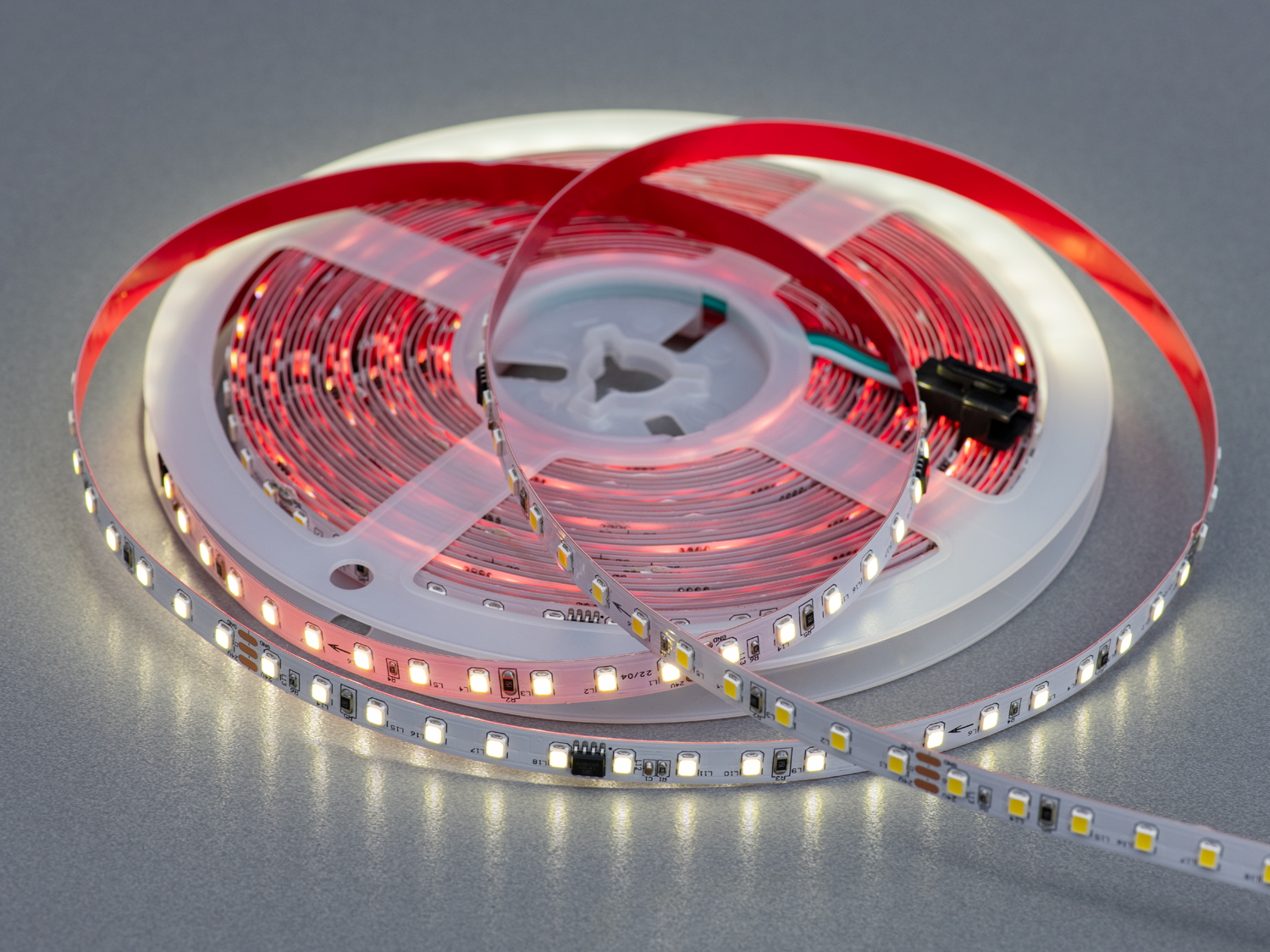 Св.лента Diasha 24V-2835-126 led/m-IP20 NW-20-8 бегущая